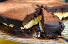 Bolo-de-chocolate-de-trufa-de-maracujá2