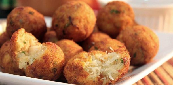 bolinho-de-bacalhau_edit-1024x477