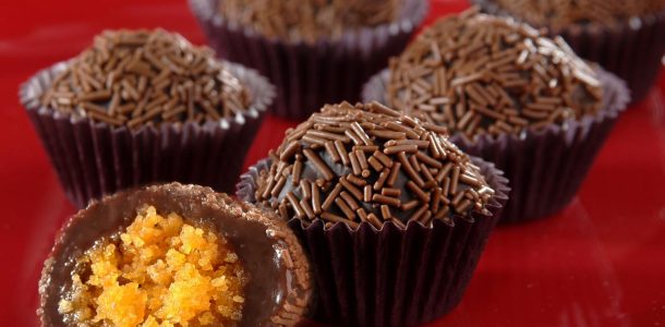 Brigadeiro-de-bolo-de-cenoura