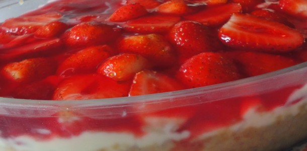 receita_torta_gelada_morangos_creme_hora-de-diva