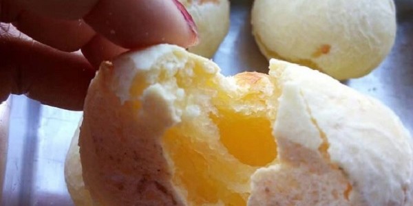 pao-de-queijo-caseiro-3