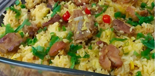 Arroz-caipira-com-costelinha-de-porco-1-1024x683-1-1