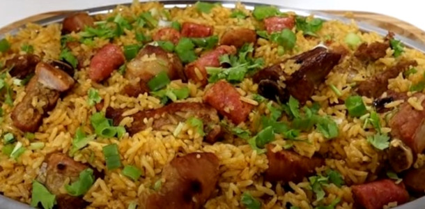 Arroz-completo-com-costelinha-de-porco-com-sabor-e-cheiro-de-comida-da-roca-1