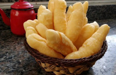 Biscoito-de-polvilho-frito-mineiro-um-biscoito-facil-com-sabor-maravilhoso-sua-familia-vai-amar-1