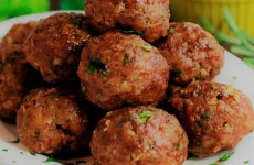 Bolinho-de-carne-moida-podera-servir-ele-como-petisco-ou-como-acompanhamento-da-sua-refeicao-1