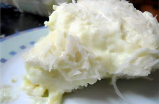 Bolo-de-coco-gelado-e-bem-molhadinho-uma-delicia-para-festa-ou-para-servir-como-sobremesa