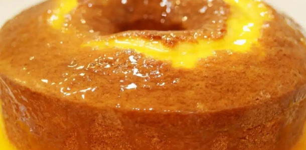 Bolo-de-laranja-macio-e-molhadinho-perfeito-para-servir-no-lanche-ou-no-cafe-1