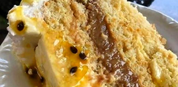 Bolo-de-maracuja-com-doce-de-leite-delicia-pode-servi-como-sobremesa-1