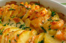 Camarao-com-batatas-gratinadas-receita-deliciosa-e-rapida-que-todos-amam-1