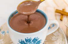 Chocolate-quente-cremoso-perfeito-para-dias-frios-do-Sul-1