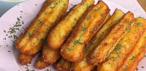 Churros-de-Batata-Com-Molho-de-Queijo-Facil-1