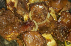 Costela-no-bafo-da-pressao-com-poucos-ingredientes-e-que-fica-super-macia-todos-vao-amar-1