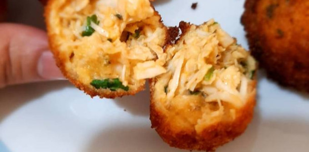 Coxinha-sem-massa-a-coxinha-mais-facil-do-mundo-fica-pronta-em-minutos-e-e-uma-delicia-1