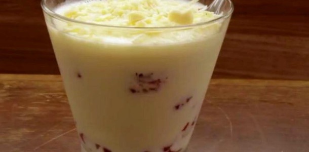 Mousse-de-leite-ninho-com-morango-pratica-e-deliciosa-faca-agora-1