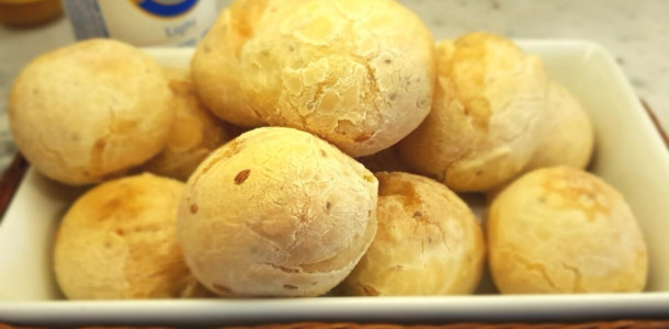 Pao-de-queijo-Sem-Gluten-e-Sem-Lactose-1