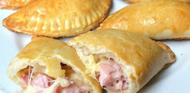 Pastel-de-tres-ingredientes-com-uma-massa-que-desmancha-na-boca-1