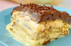 Pave-de-mousse-de-maracuja-com-chocolate-para-deitar-todos-babando-1