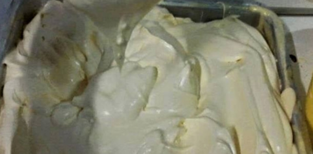 Recheio-mousse-de-maracuja-delicioso-e-refrescante-perfeito-pra-rechear-seus-bolos-1