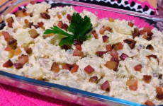 Salada-de-batata-com-bacon-fica-divina-para-impressionar-a-sogrinha-11