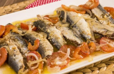 Sardinha-na-panela-de-pressao-e-uma-receita-economica-deliciosa-e-facil-de-preparar-1