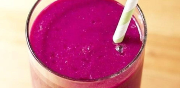 Suco-de-acai-com-banana-e-laranja-refrescante-e-delicioso-1