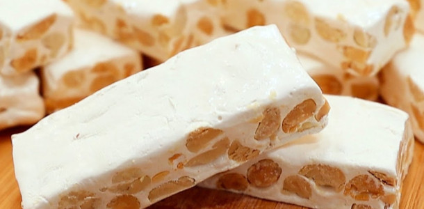 Torrone-caseiro-muito-sabor-de-amendoim-textura-macia-e-sabor-incrivel-1