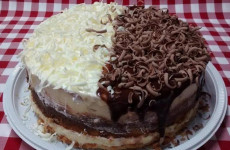 Torta-de-leite-ninho-com-brigadeiro-inacreditavel-como-e-facil-de-fazer-1