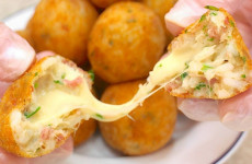 bolinho-de-arroz-com-queijo-1024x683-1-1