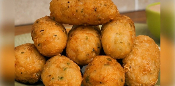 bolinho-de-arroz-receita-toda-hora-1024x683-1-1