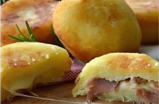 bolinho-de-batata-recheado-1024x682-1-1