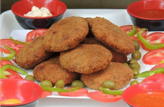 bolinho-de-carne-moida-de-feira-1024x683-1-1