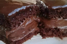 bolo-de-chocolate-recheado-1024x683-1-1