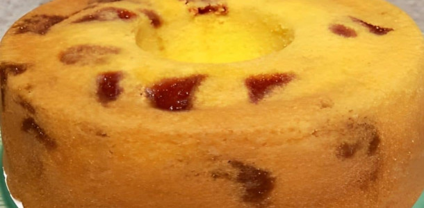 bolo-de-fuba-com-goiabada-receita-toda-hora-1024x683-1-1