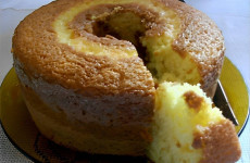 bolo-de-fuba-com-laranja-receita-toda-hora-1024x682-1-1