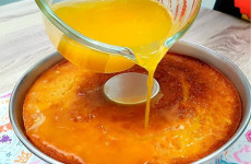 bolo-de-laranja-com-calda-receita-toda-hora-1024x683-1-1