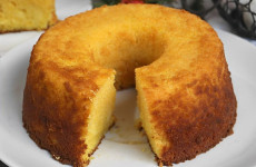 bolo-de-laranja-sem-leite-e-sem-farinha-receita-toda-hora-1024x683-1