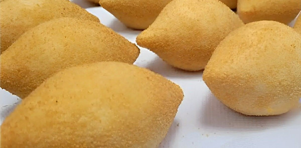 coxinha-com-massa-de-mandioca-02-0811