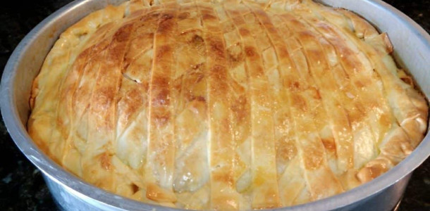 empadao-com-massa-de-pastel-receita-toda-hora-1024x683-1-1