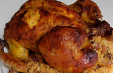 frango-assado-com-farofa-receita-toda-hora-1024x683-1