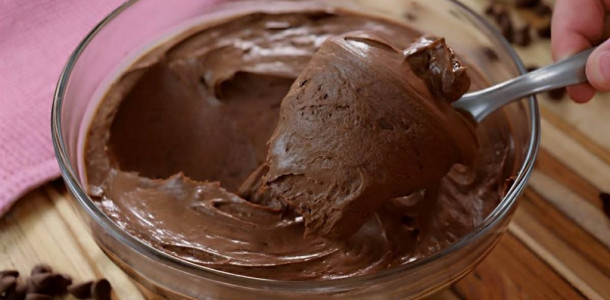 mousse-de-chocolate-21-04-1024x683-1-1