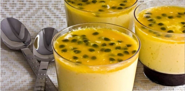 mousse-de-maracuja-com-suco-em-po-1024x683-1-1