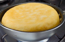 pao-de-tapioca-na-frigideira-receita-toda-hora-1024x688-2-1