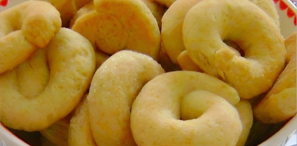 rosquinha-de-creme-de-leite-1-1024x683-1-1