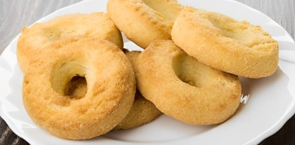 rosquinhas-de-creme-de-leite-simples-1024x683-1-1