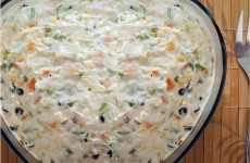 salada-de-maionese-com-uvas-passas-1024x682-1-1