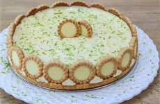 torta-de-limao-com-tortinhas-receita-toda-hora-1024x683-1-1