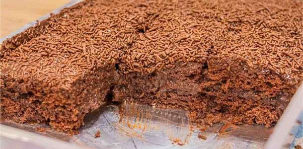 bolo-de-brigadeiro-recheado-10-10