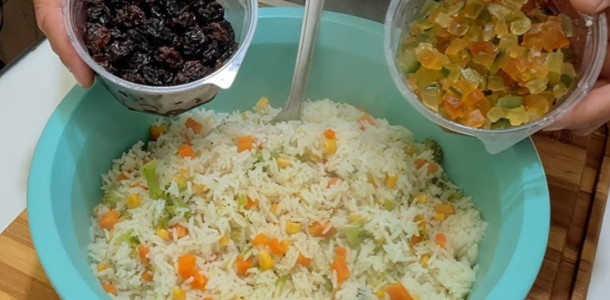 Arroz natalino para deixar sua ceia de natal ainda mais especial