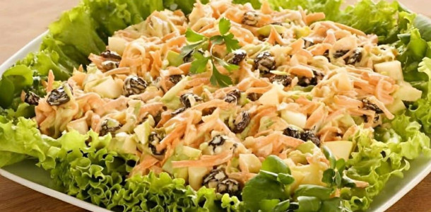 salada-de-natal-receita-toda-hora-1024x683