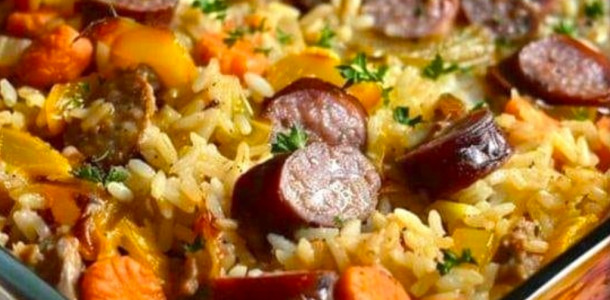 Arroz-a-Portuguesa-facil-e-delicioso-eu-sempre-faco-pra-servir-no-almoco-em-familia